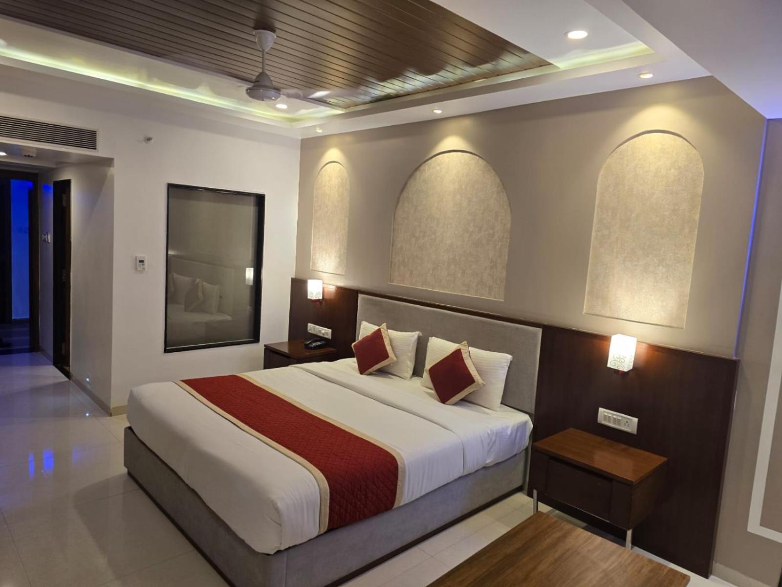 Kamat'S Daffodil Resort Goa Pilerne Buitenkant foto
